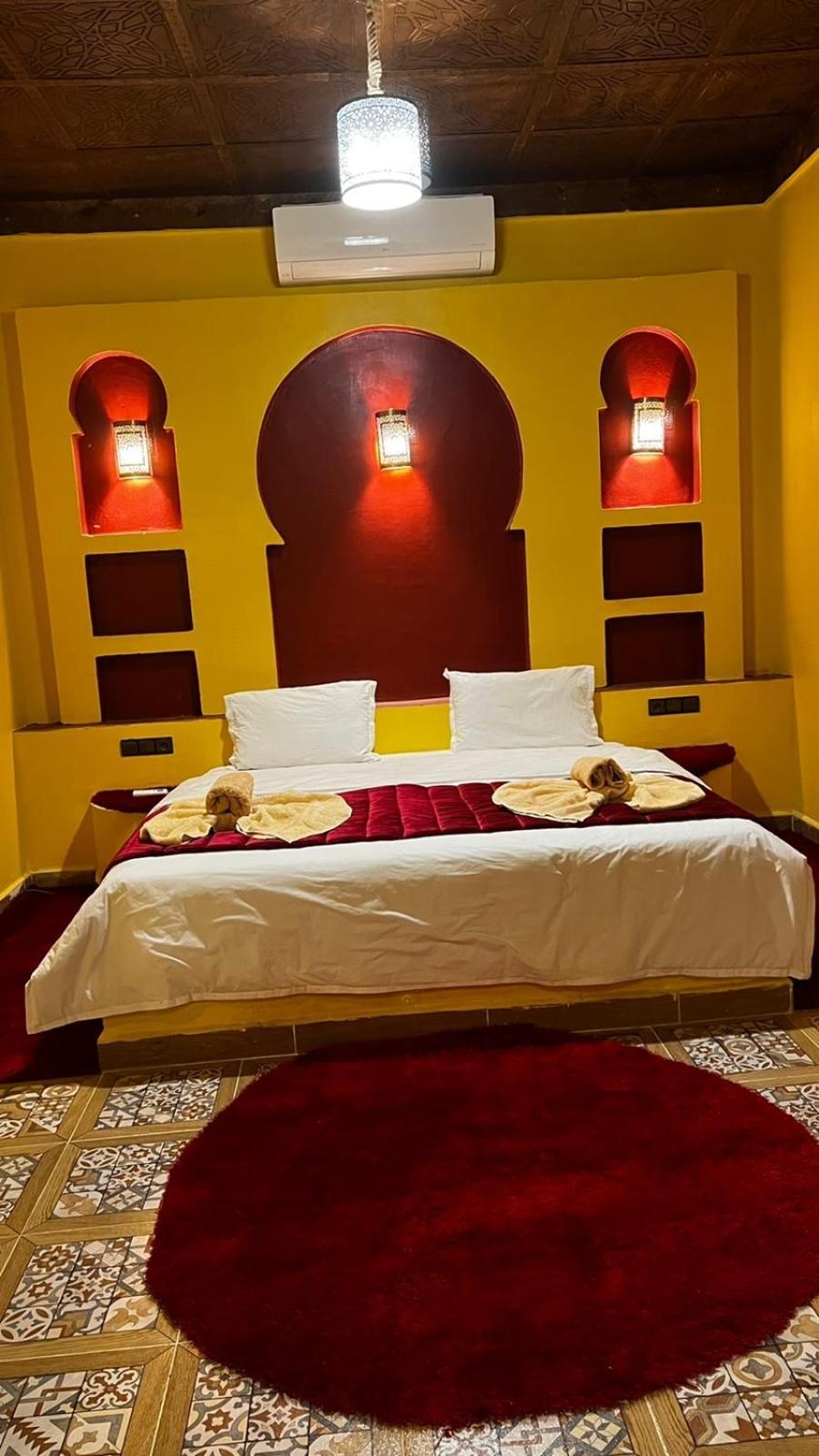 Hotel Cafe Du Sud เมอร์ซูกา ภายนอก รูปภาพ