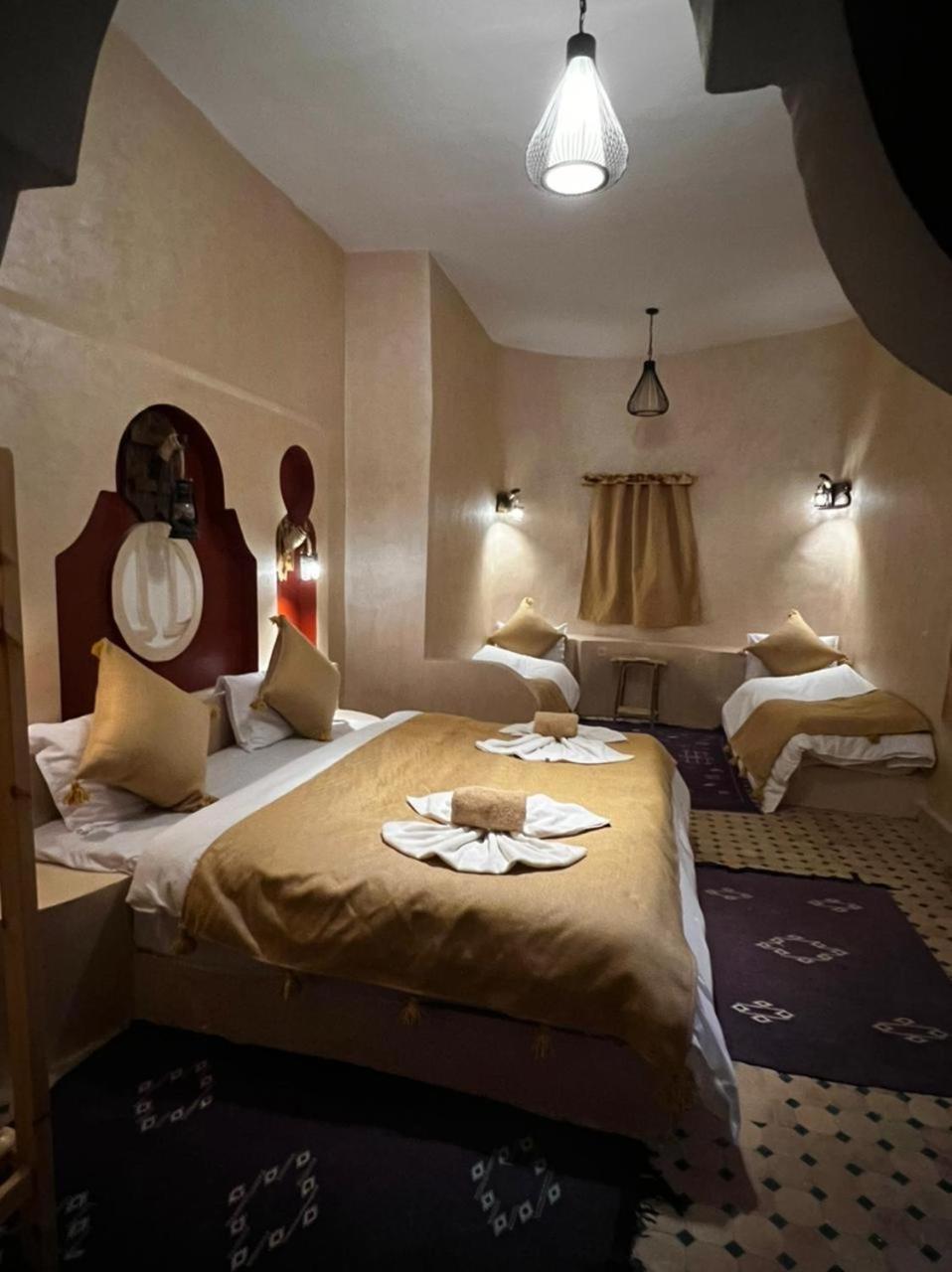 Hotel Cafe Du Sud เมอร์ซูกา ภายนอก รูปภาพ